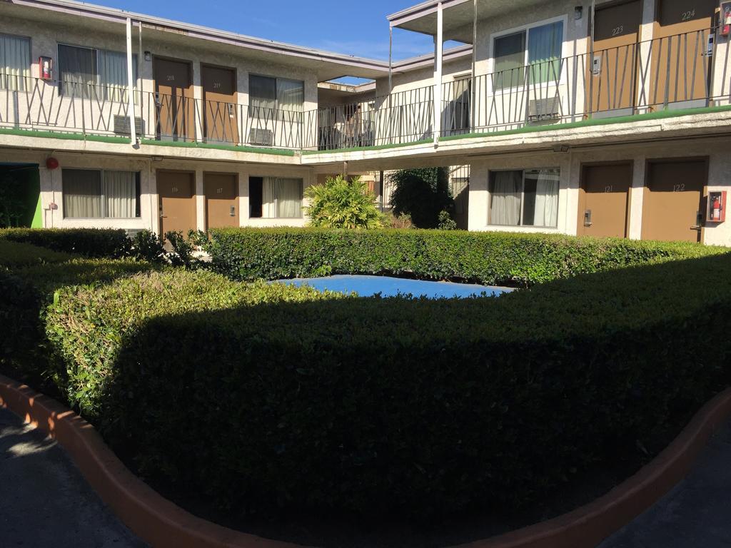 M Motel El Monte ลอสแอนเจลิส ภายนอก รูปภาพ