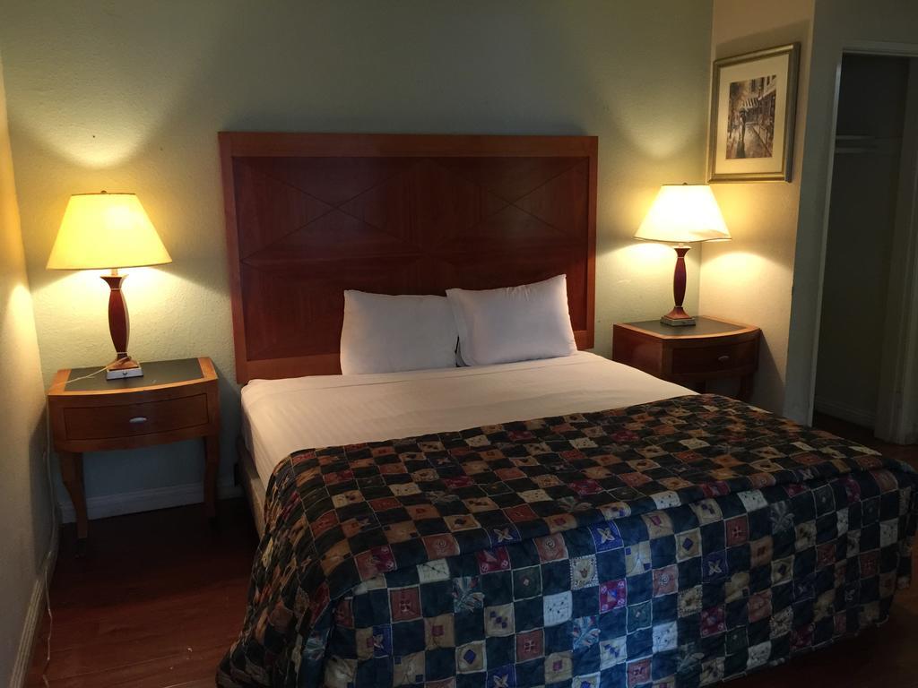 M Motel El Monte ลอสแอนเจลิส ภายนอก รูปภาพ